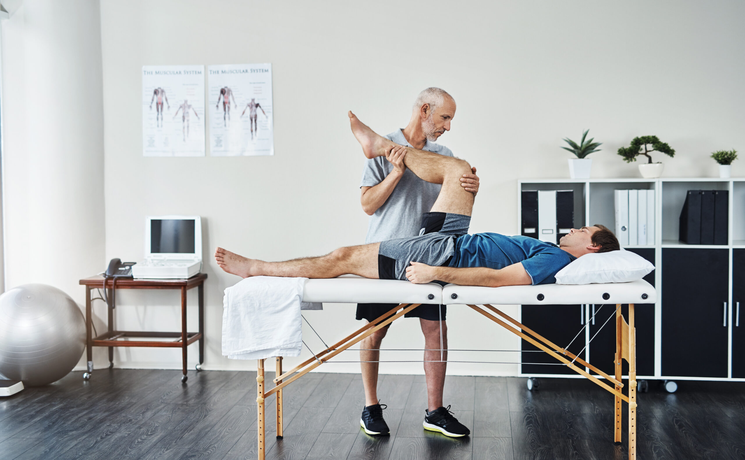 Read more about the article Comparing Traditional and Innovative Physiotherapy Approaches in Edmonton